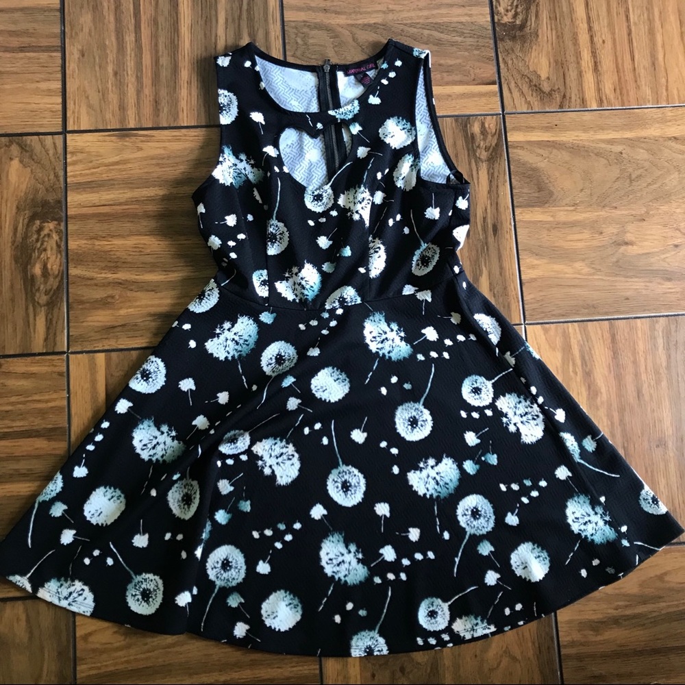 Material Girl Heart-Cutout Dandelion Dress